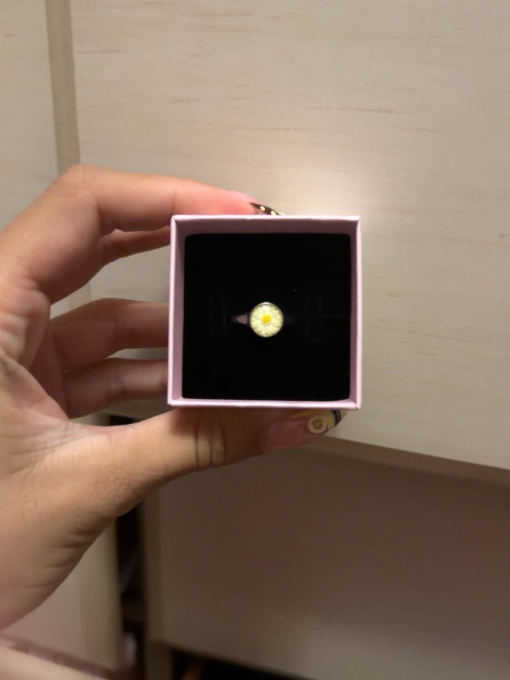 Delicate Daisy Ring in White and Yellow - Women Jewelry